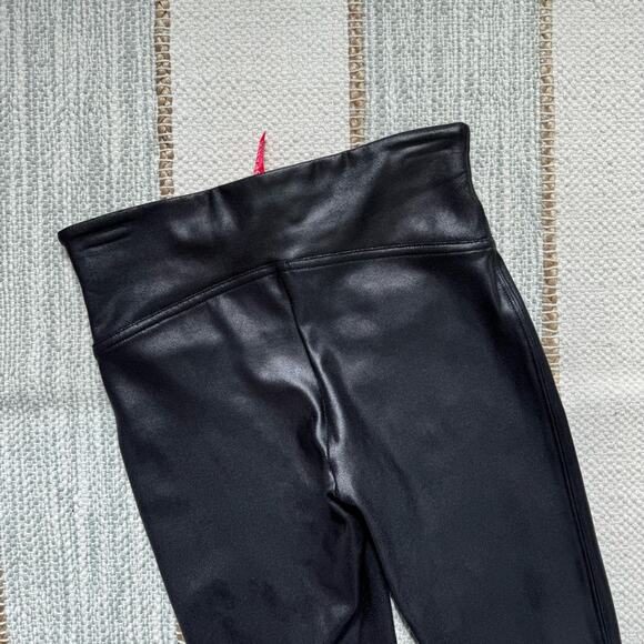 Spanx Black High Rise Faux Leather Leggings Women’s Size Small Petite - Picture 7 of 11
